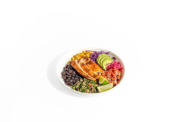 BAJA CHICKEN POWER BOWL.