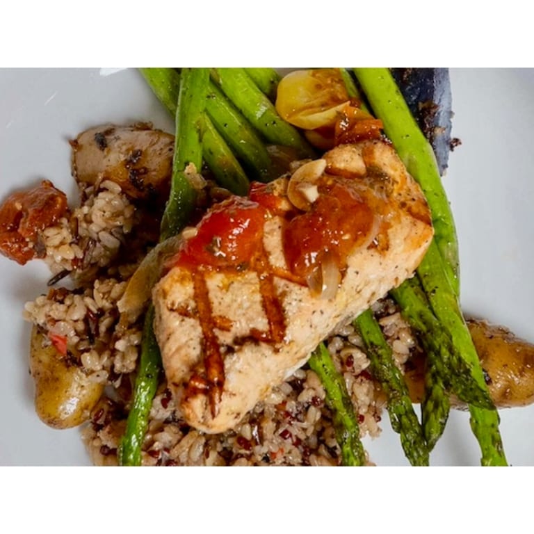 Fresh Salmon Bowl: A Nutritious Delight
